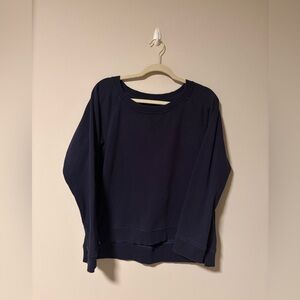 UGG Women's Navy Crewneck Large